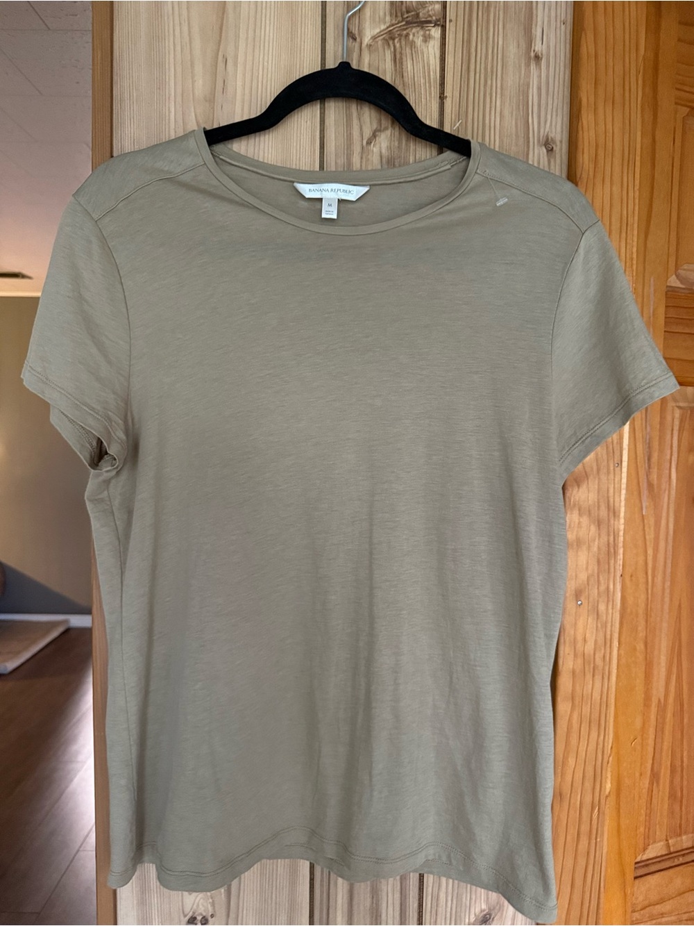 Banana RepublicShort Sleeve Crew Tee — Beige Taupe